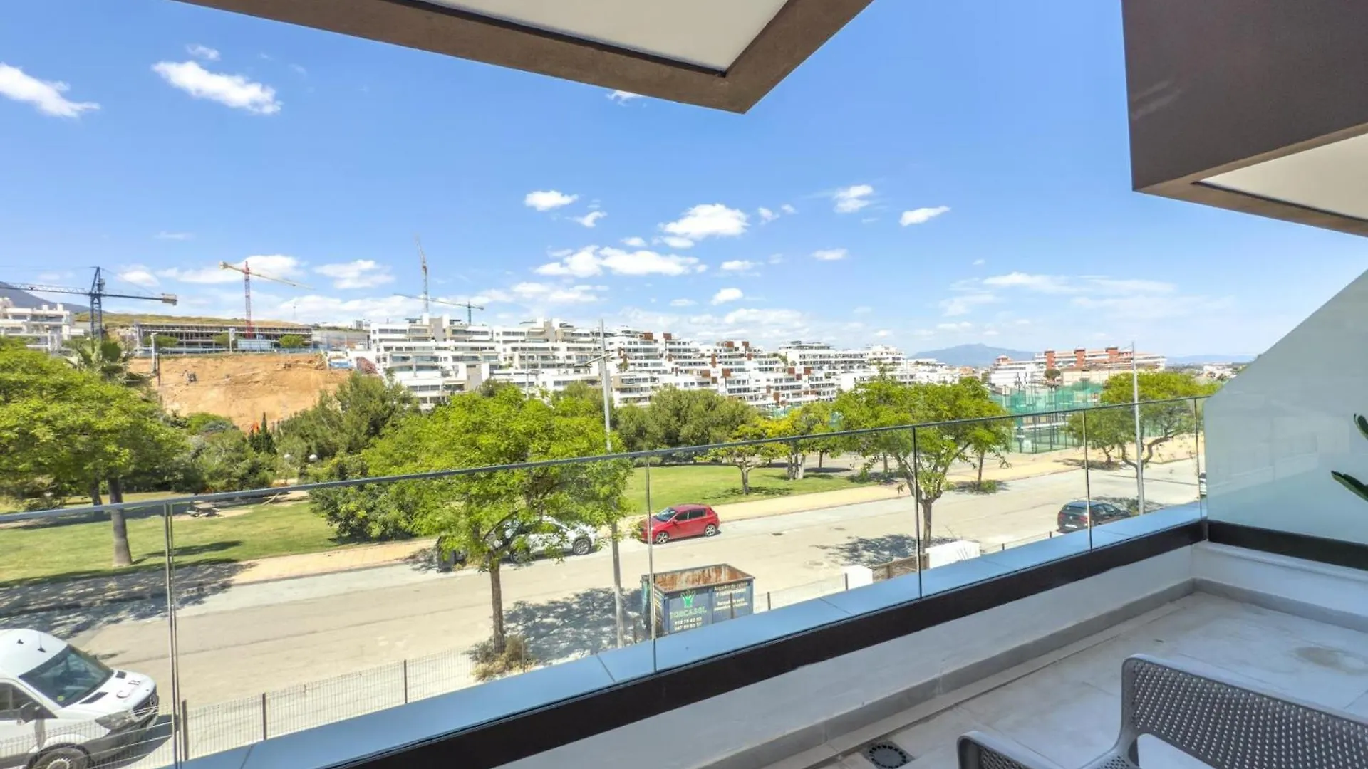 Hanami Apartment Mesas Homes II Εστεπόνα